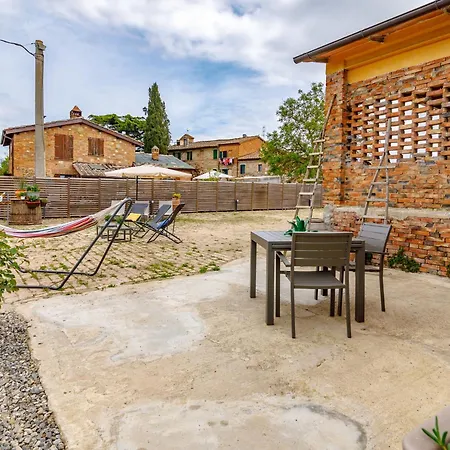 Appartamento Podere Rural Chic W Private Garden & Parking