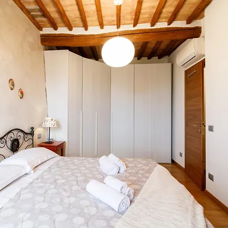 Appartamento Podere Rural Chic W Private Garden & Parking