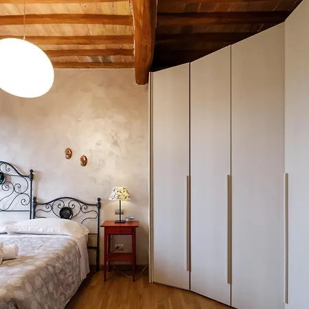 Appartamento Podere Rural Chic W Private Garden & Parking