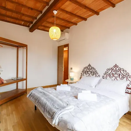 Podere Rural Chic W Private Garden & Parking Appartamento *