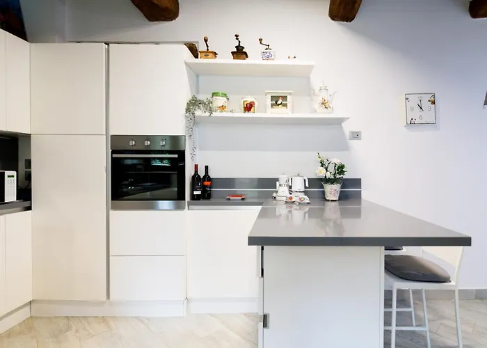 Guesthost - Podere Rural Chic - Garden & Parking Apartman *